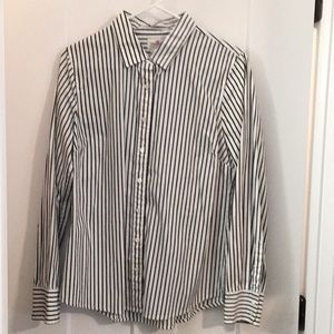Women’s J.Crew button up size medium